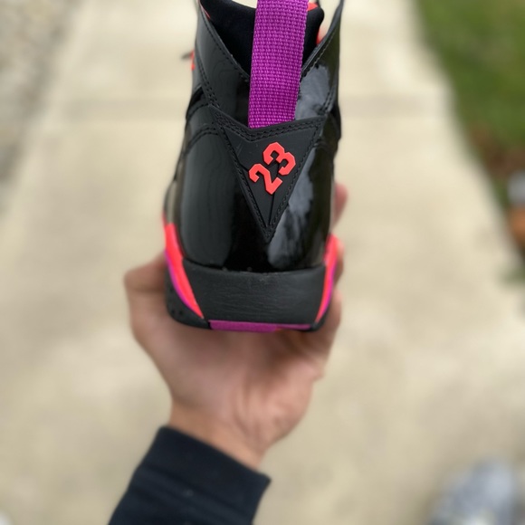 Jordan 7 Retro Patent (WORN TWICE) GOOD CONDITION. Very minor removable scuffs - Picture 8 of 10